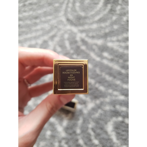 ❌SOLD❌ Tom Ford Lip Color - Night Mauve - Picture 2 of 8